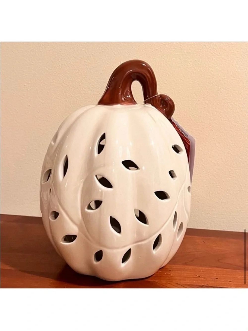🆕- Set of 2- Ceramic Light-Up Pumpkins with Cut-Out Design.